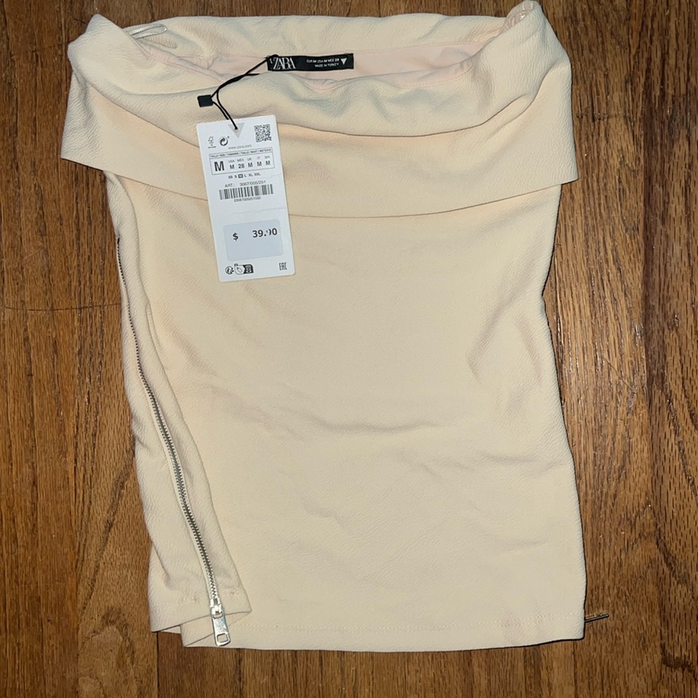 Zara tube top with side zipper. Never worn.